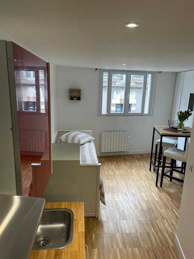 Romorantin-Lanthenay Les 3 Rois 아파트 외부 사진